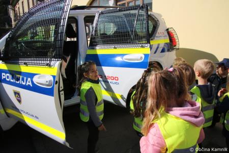 Tudi otroci kamniških šol in vrtcev so bili danes trajnostno povezavi  (98)
